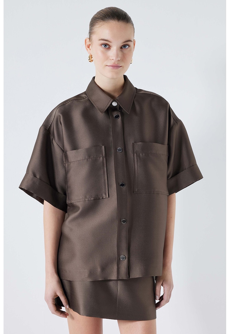 Camasa lejera cu buzunare pe piept