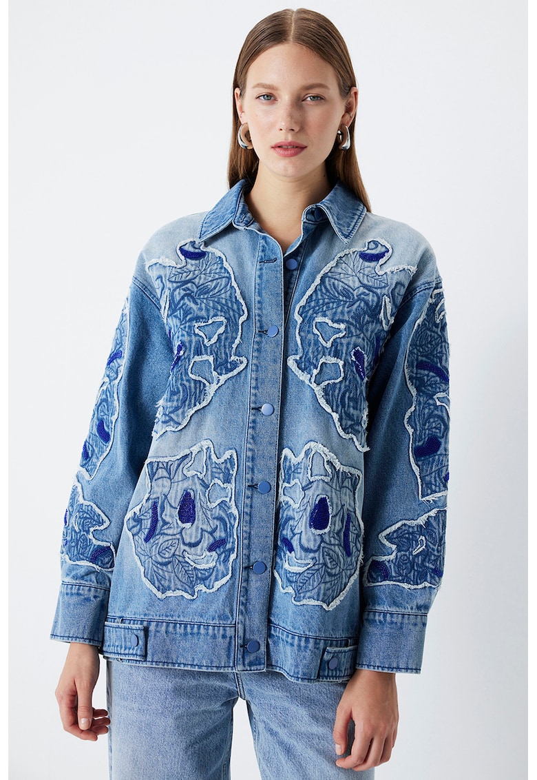Jacheta de denim cu aplicatii contrastante Jacheta de denim cu aplicatii contrastante