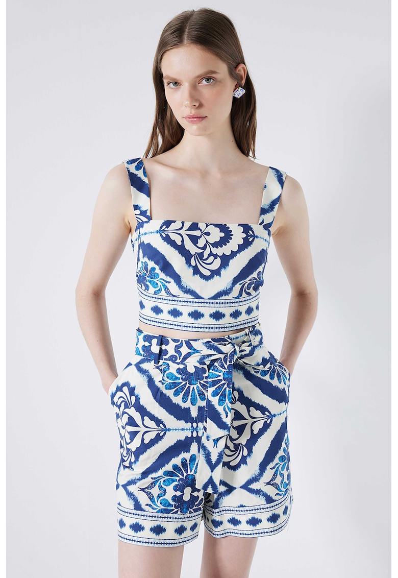 Pantaloni scurti cu model floral