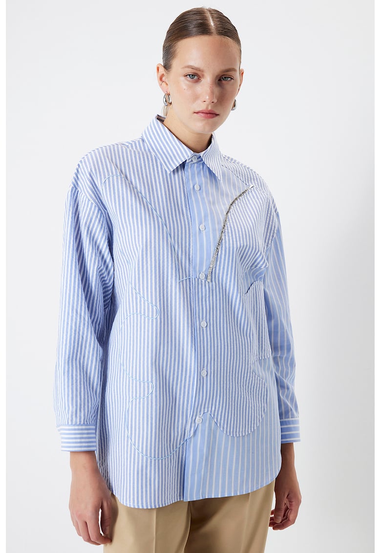 Camasa lejera cu dungi