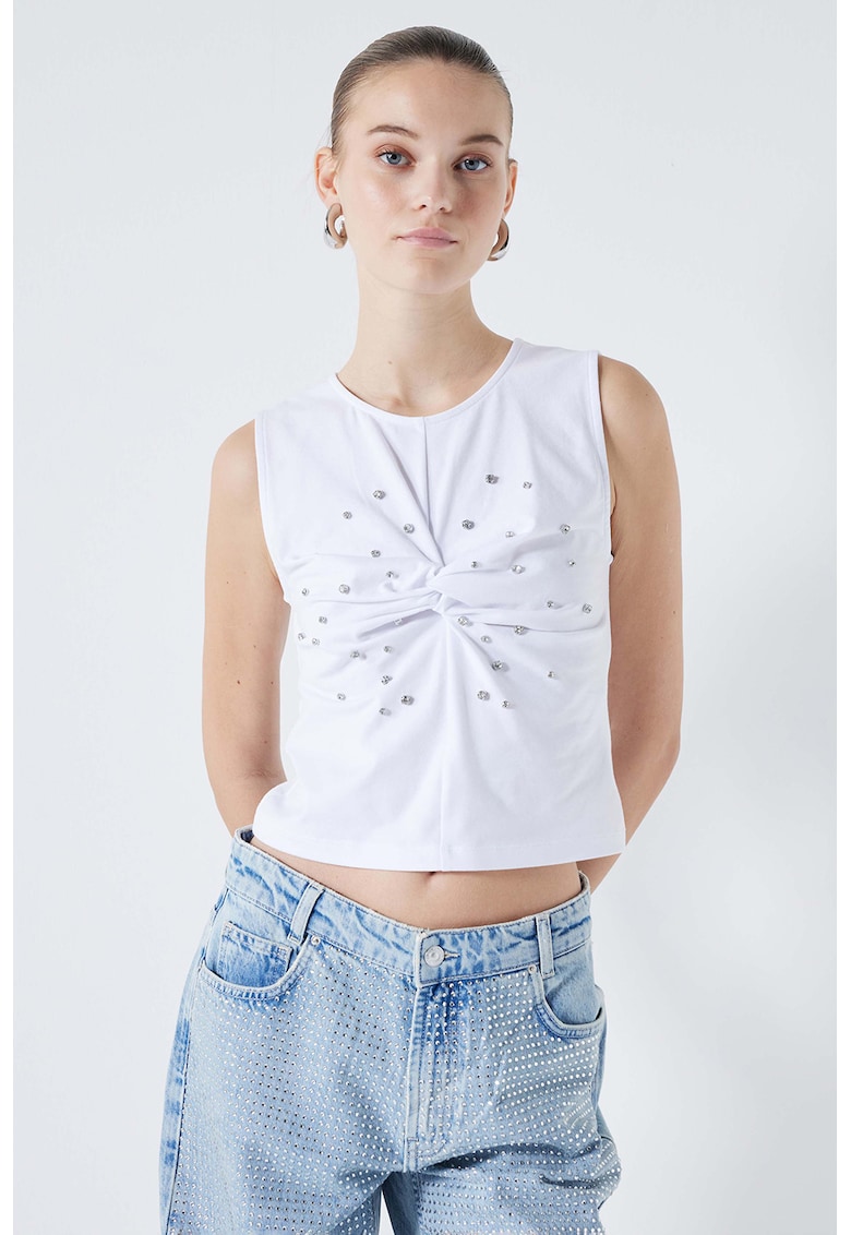 Top regular fit cu paiete