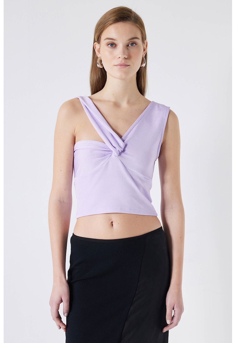 Top crop cu model uni Top crop cu model uni