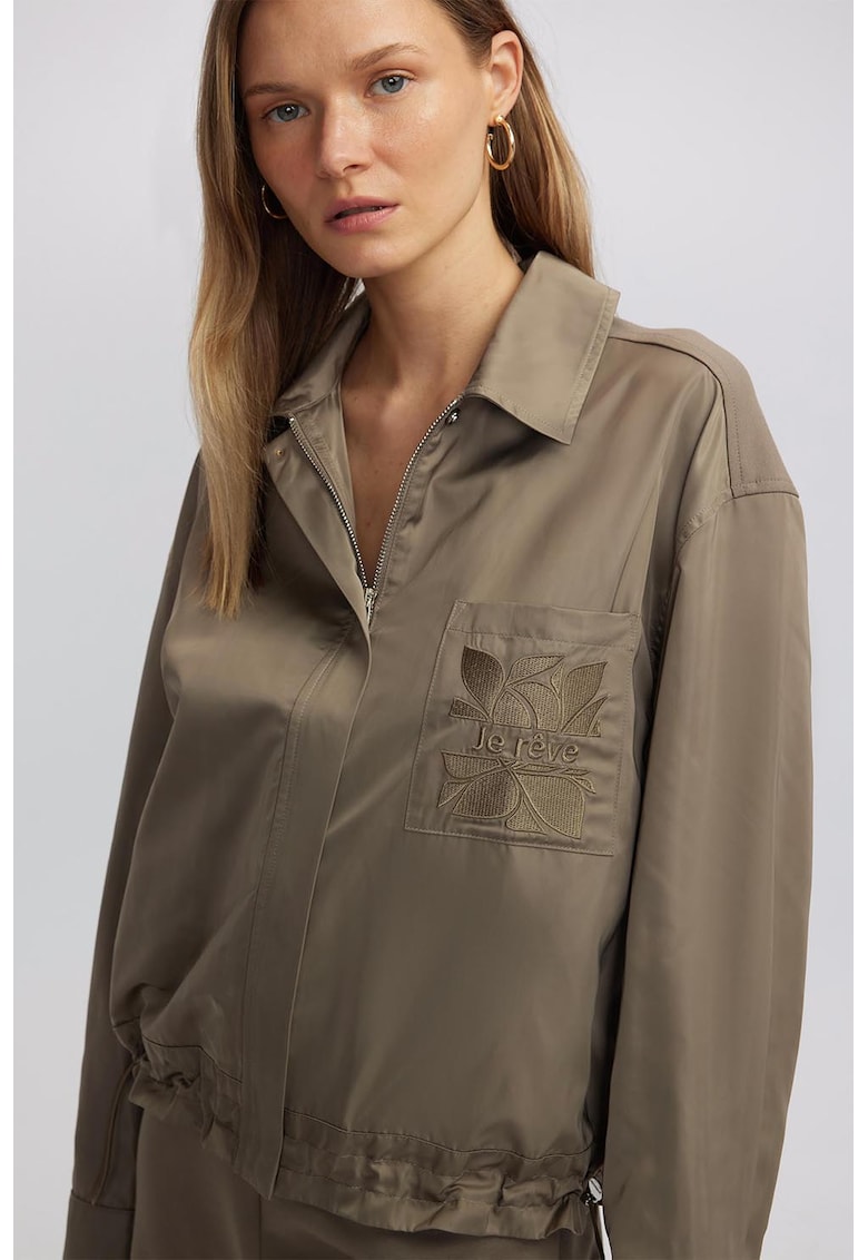 Camasa cu terminatie ajustabila Camasa cu terminatie ajustabila