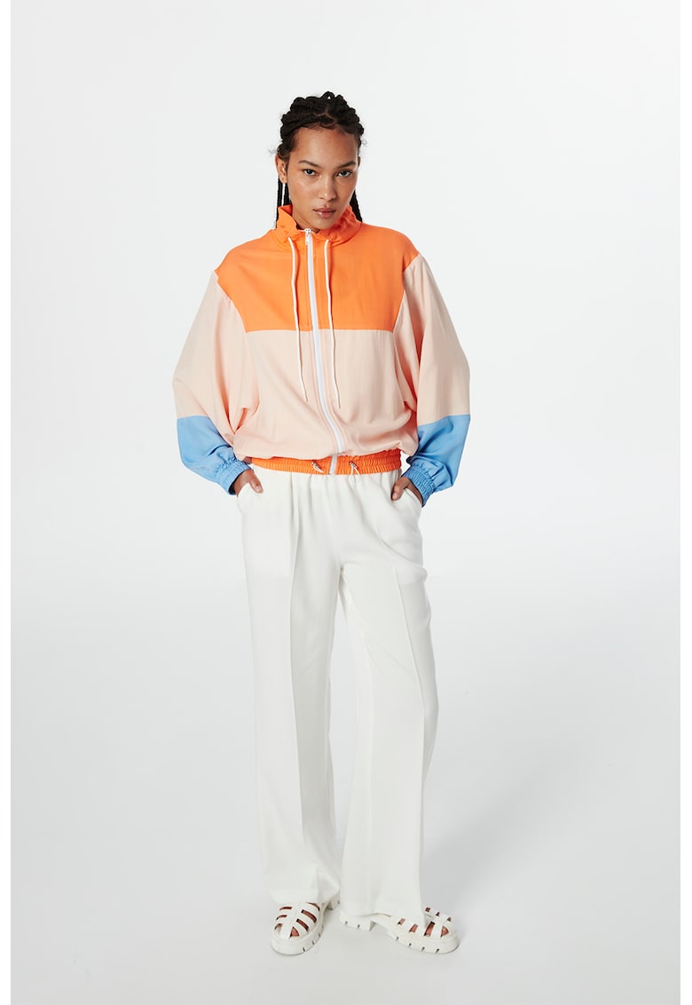 Jacheta cu fermoar si model colorblock
