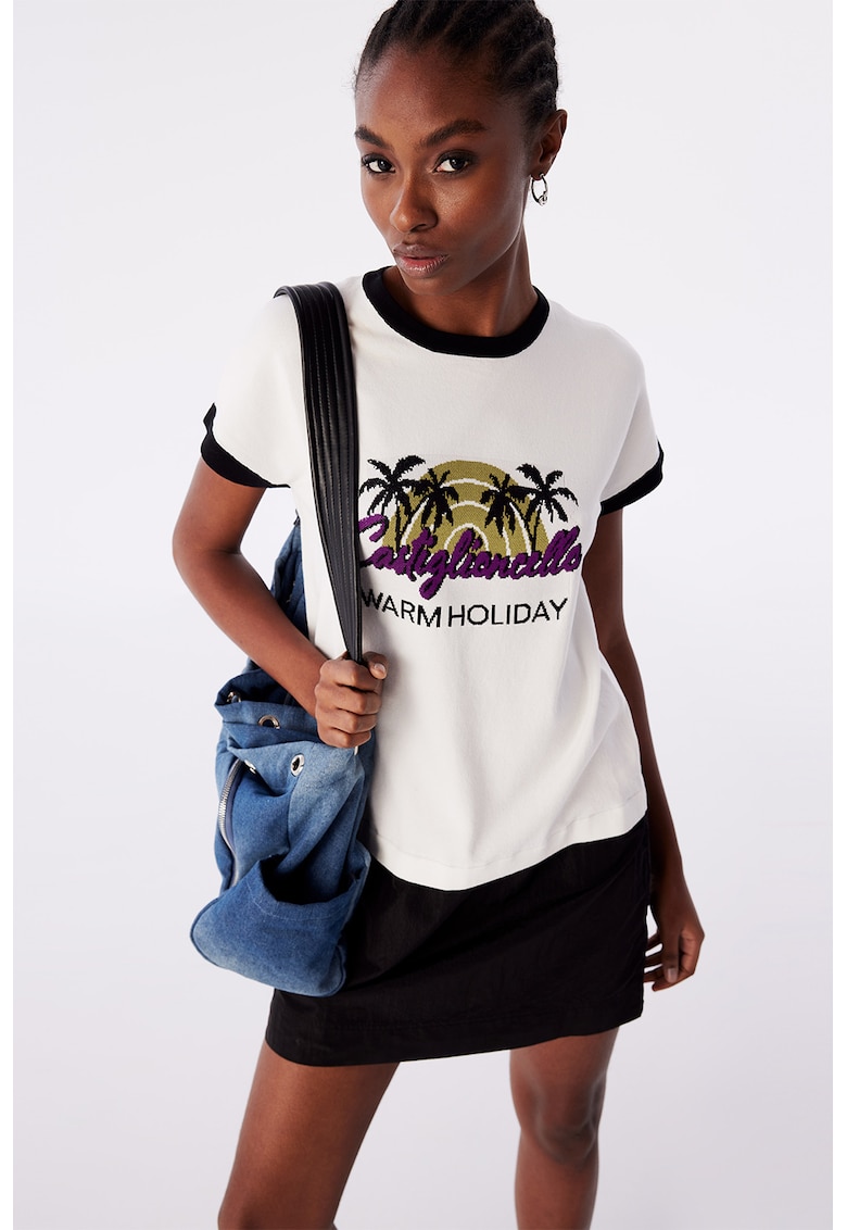 Rochie dreapta cu model 2 in 1 Rochie dreapta cu model 2 in 1