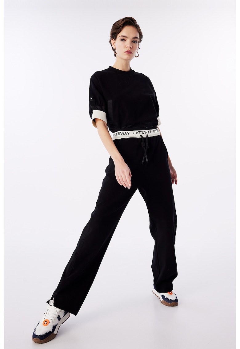 Pantaloni drepti de trening cu banda text