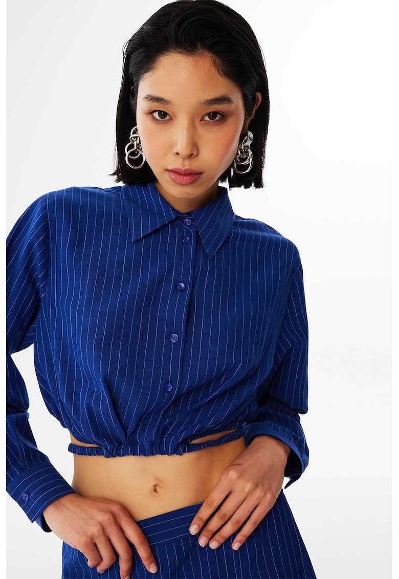 Camasa crop cu model in dungi