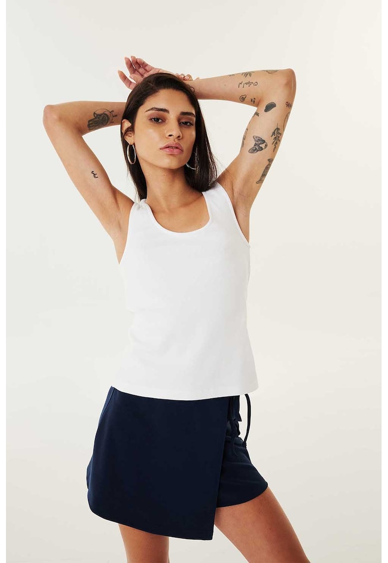 Top din amestec de bumbac cu decolteu rotund