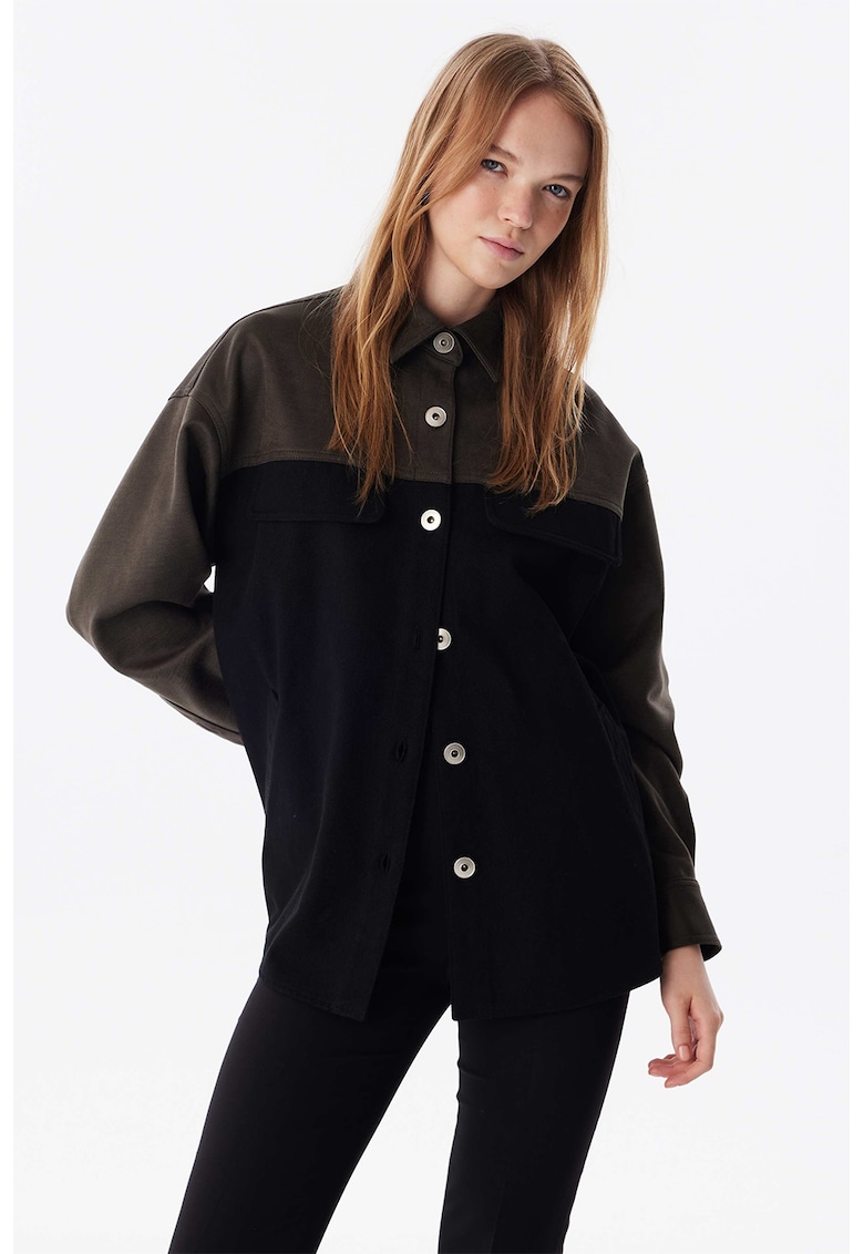 Jacheta-camasa lejera cu maneci cazute