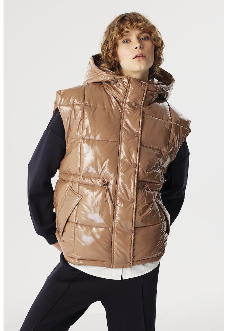 Vesta cu vatelina si gluga