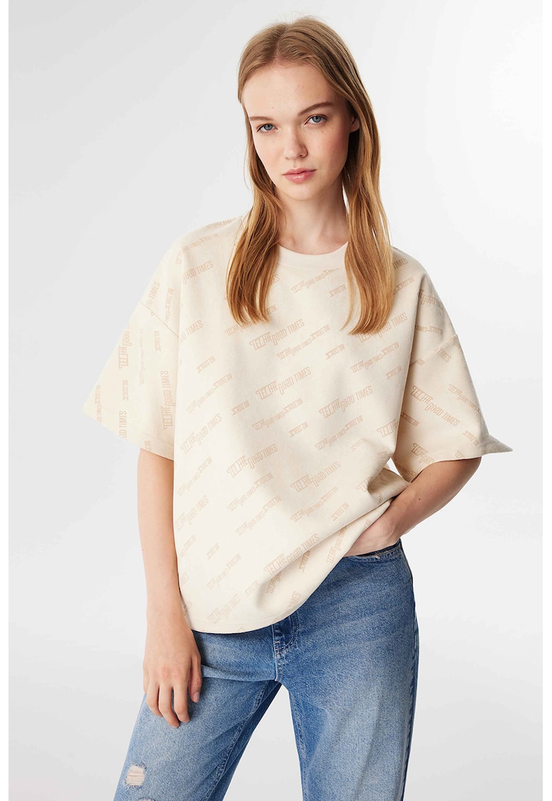 Tricou cu maneci cazute