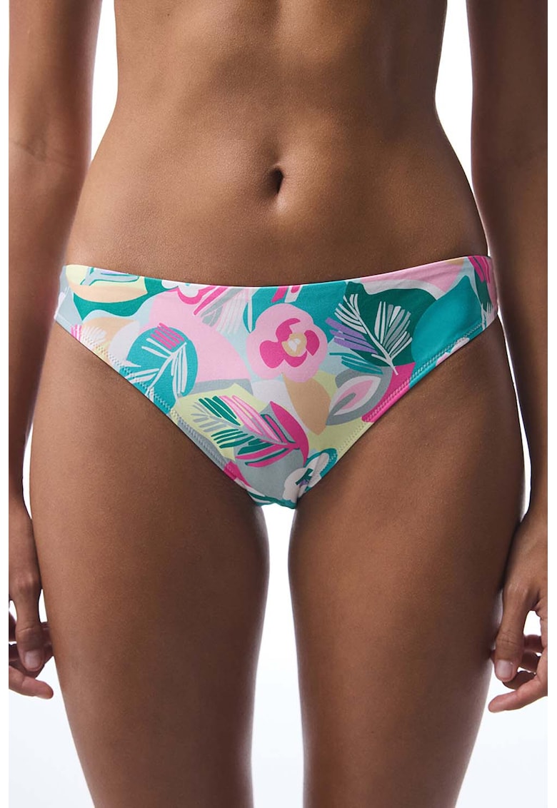 Bikini cu model Bikini cu model