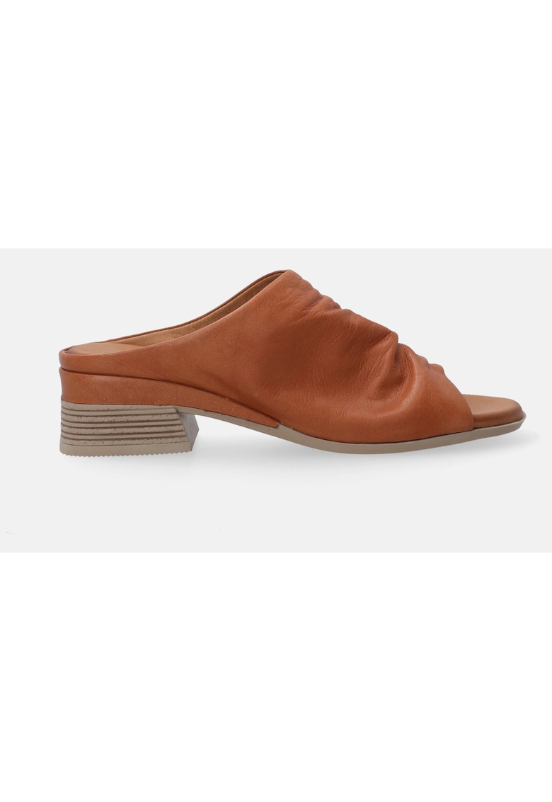 Papuci uni din piele cu toc masiv -