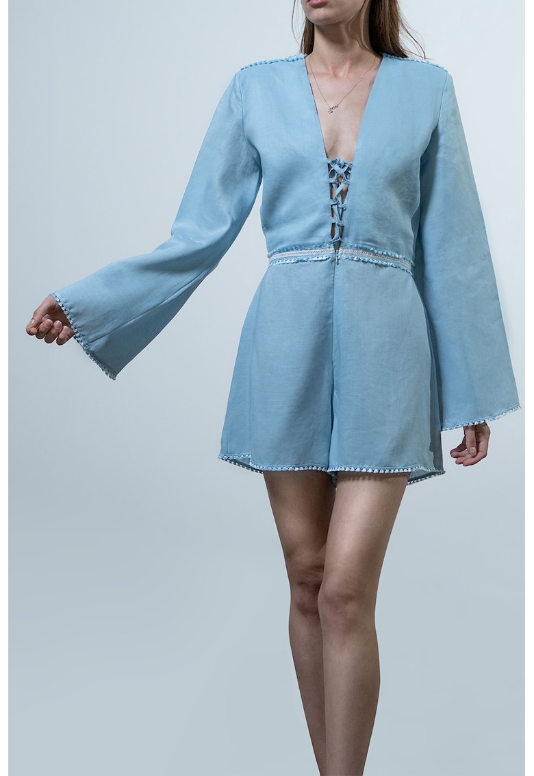 Salopeta din in cu decolteu in V