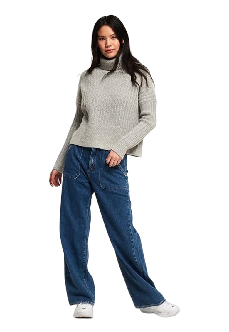 Pulover cu maneci cazute si guler rasucit -