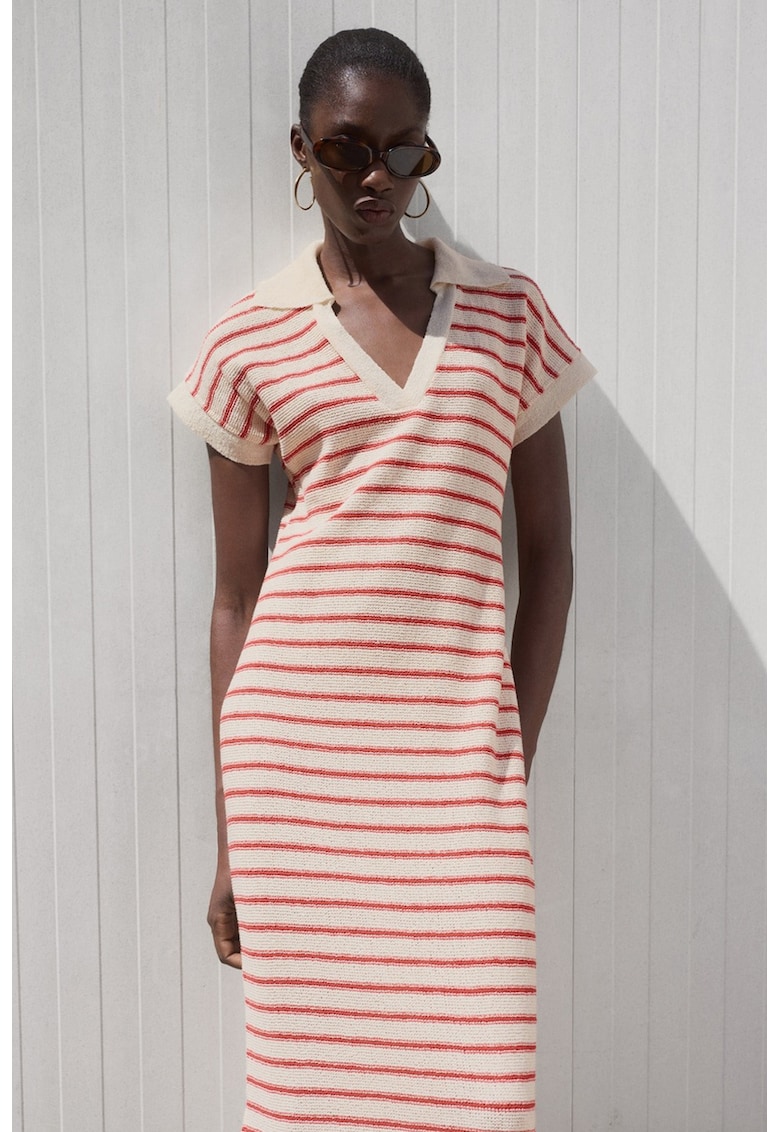 Rochie lunga tricotata cu model in dungi