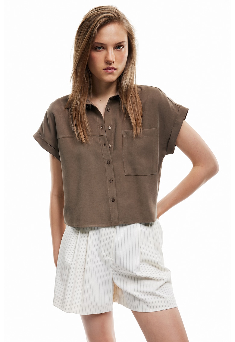 Camasa lejera cu buzunar pe piept