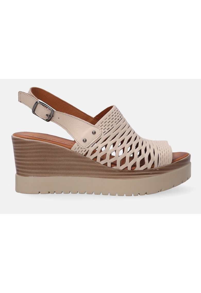 Sandale perforate cu talpa wedge
