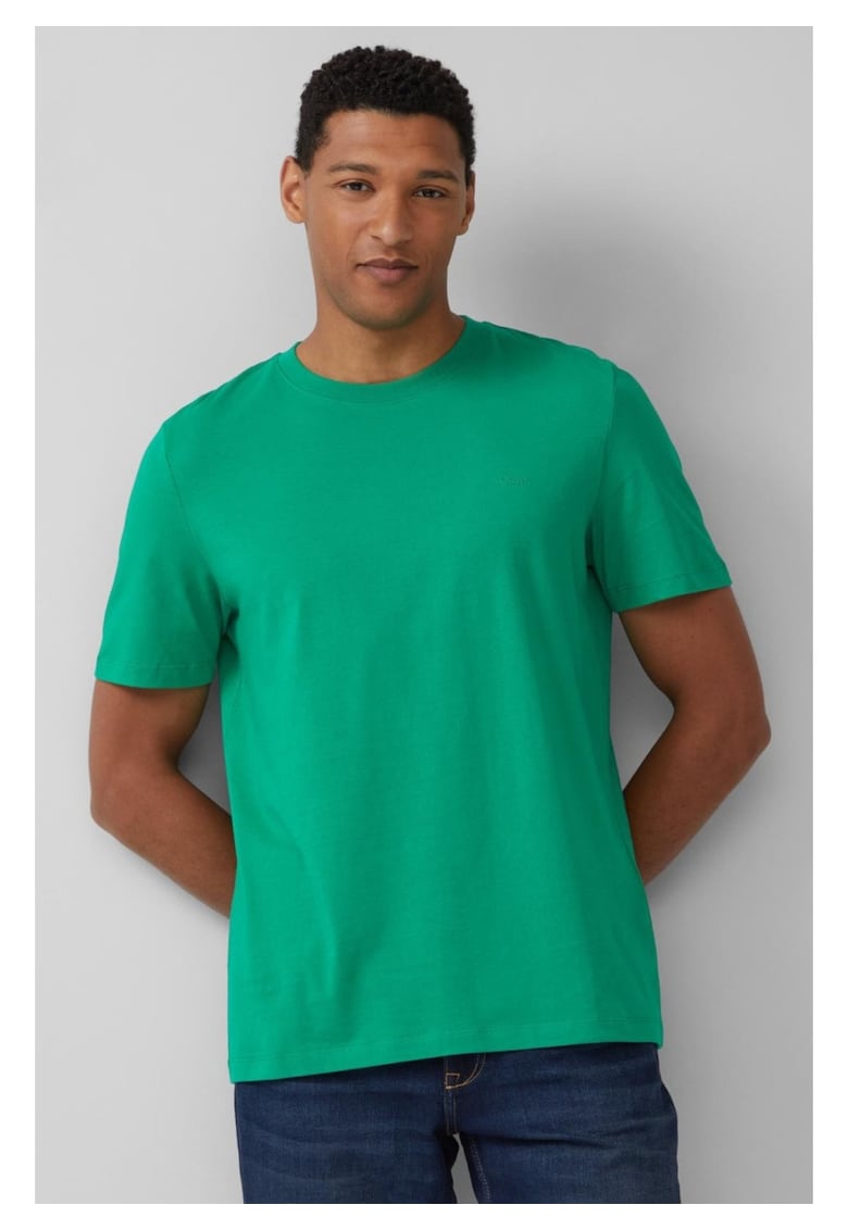 Tricou cu model uni si decolteu la baza gatului
