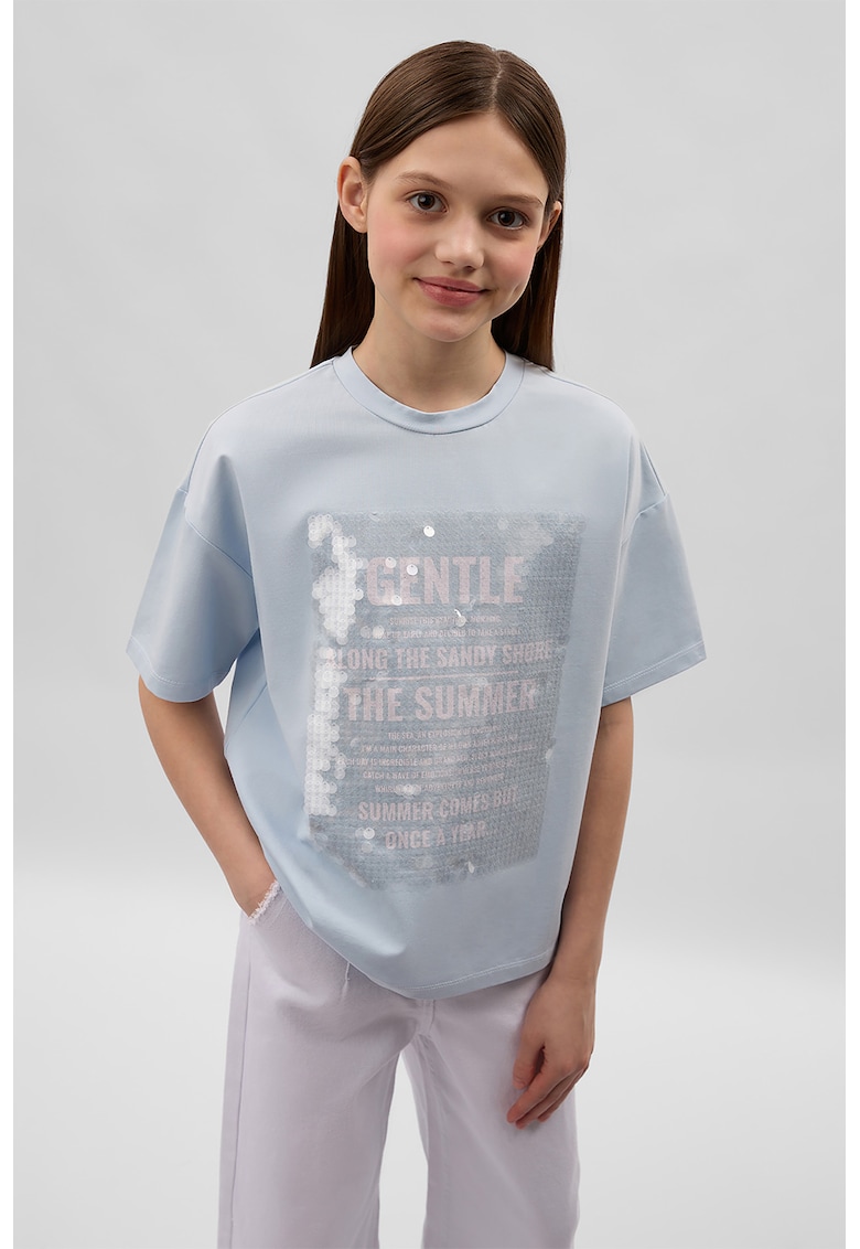 Tricou cu imprimeu text si aplicatii cu paiete