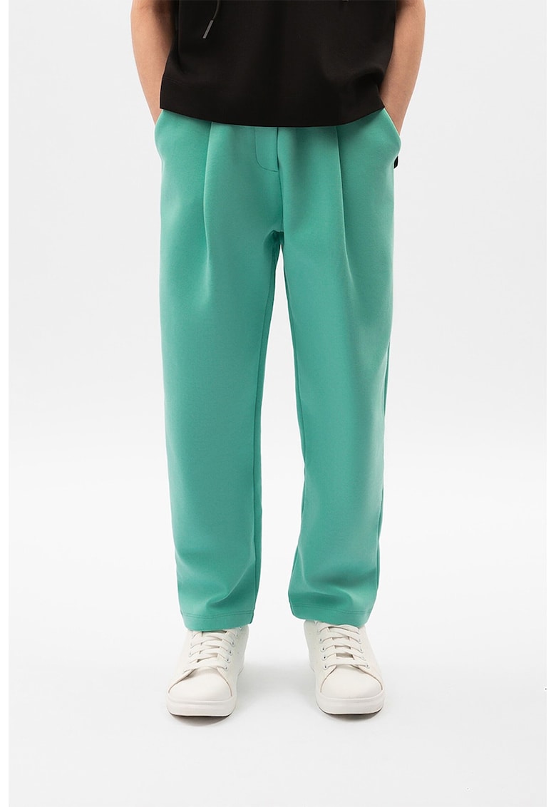 Pantaloni de trening cu snur de ajustare si buzunare laterale