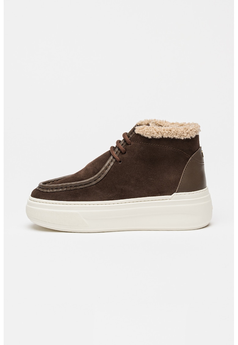 Ghete Chukka din piele intoarsa si piele Nuage