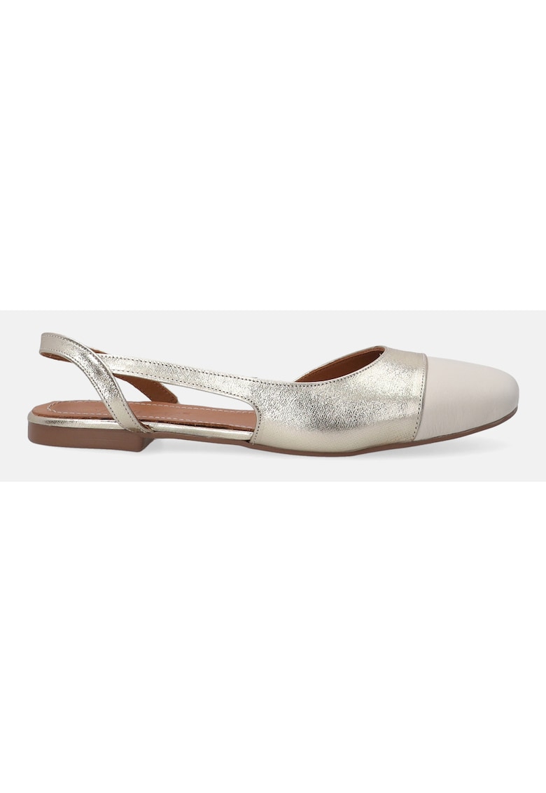 Sandale din piele cu garnituri metalice Sandale din piele cu garnituri metalice