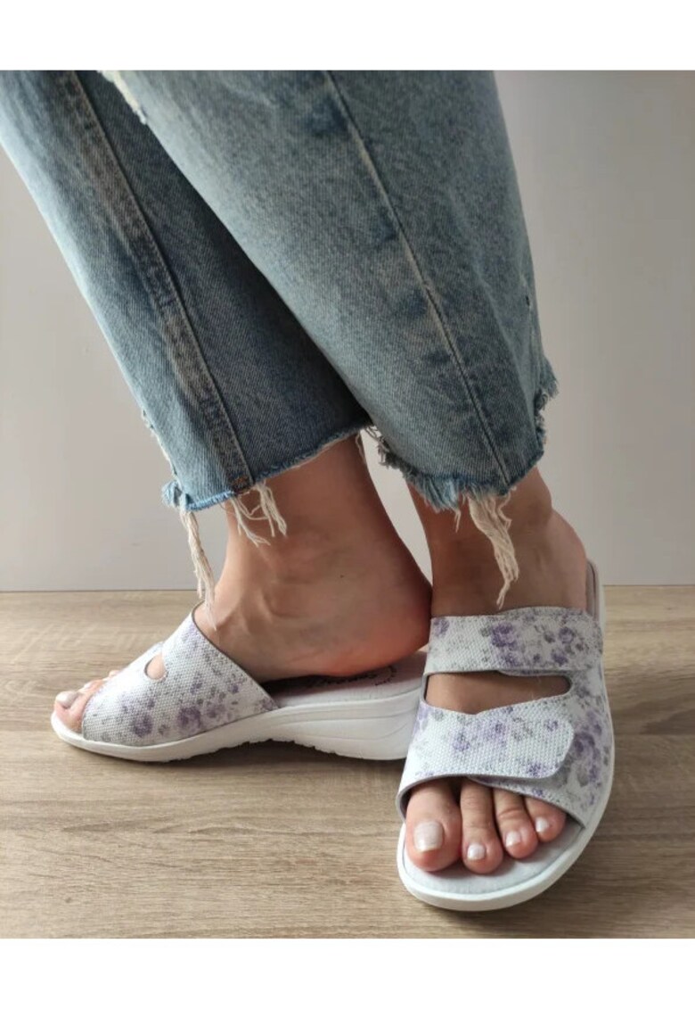 Saboti Medicali Dama 2 Velcri Albi + Flori Lila - Floral - Flori