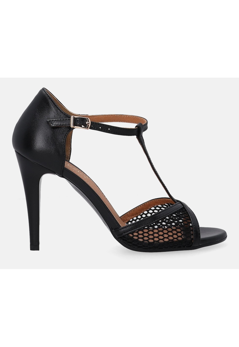 Sandale cu toc inalt si perforatii