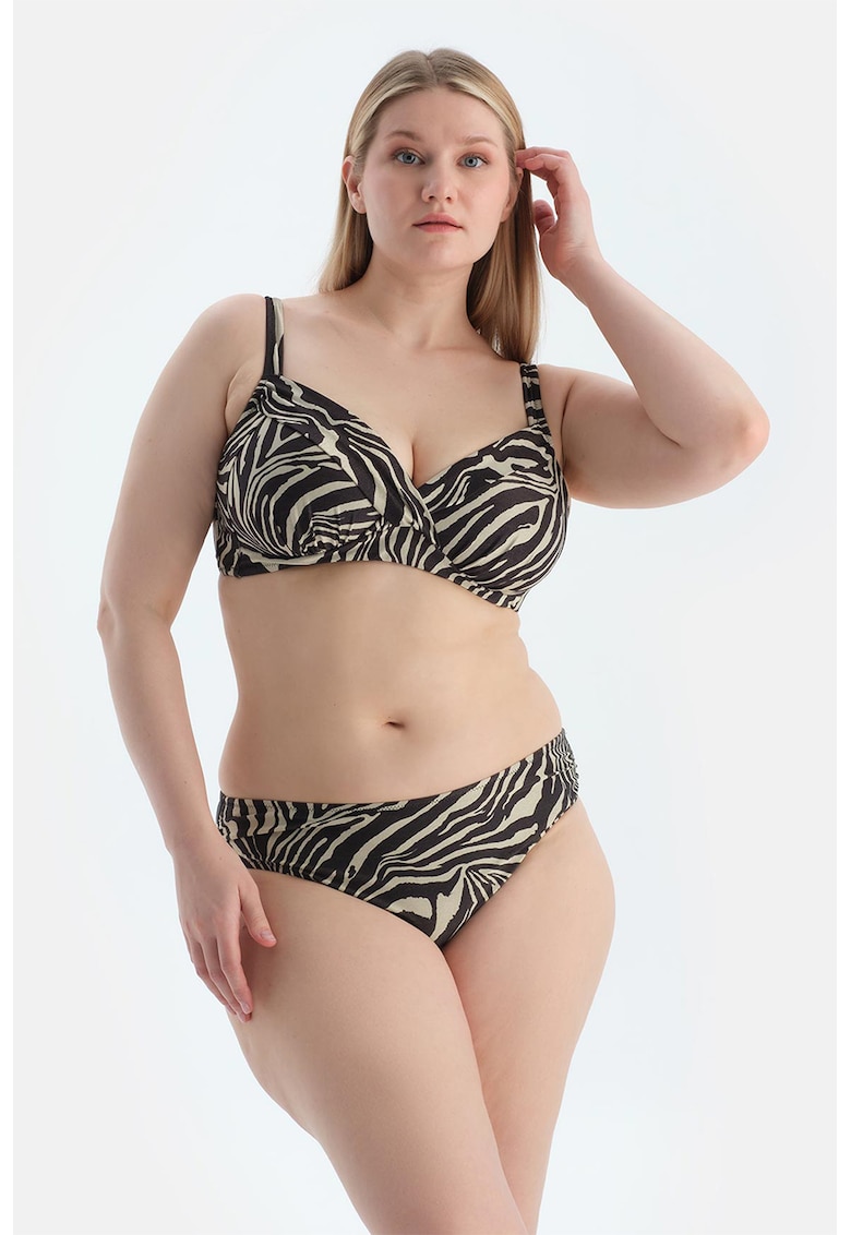 Bikini cu model in dungi