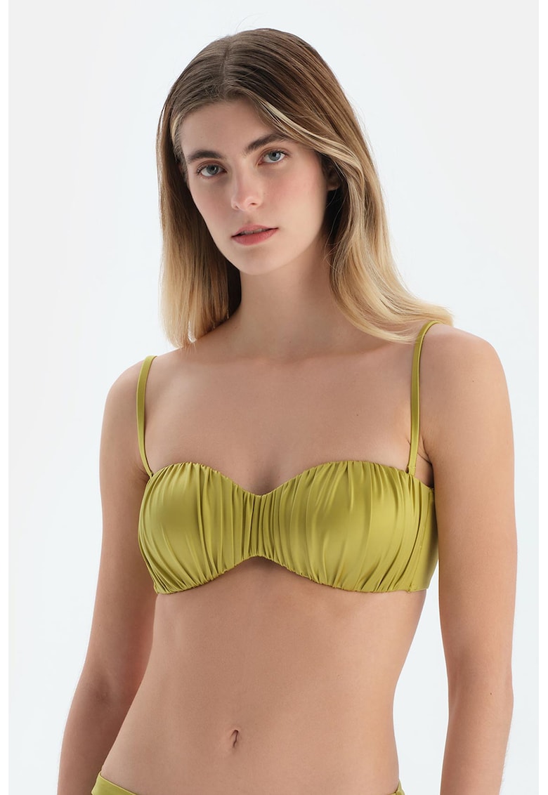 Sutien cu burete - bretele detasabile si fronseuri