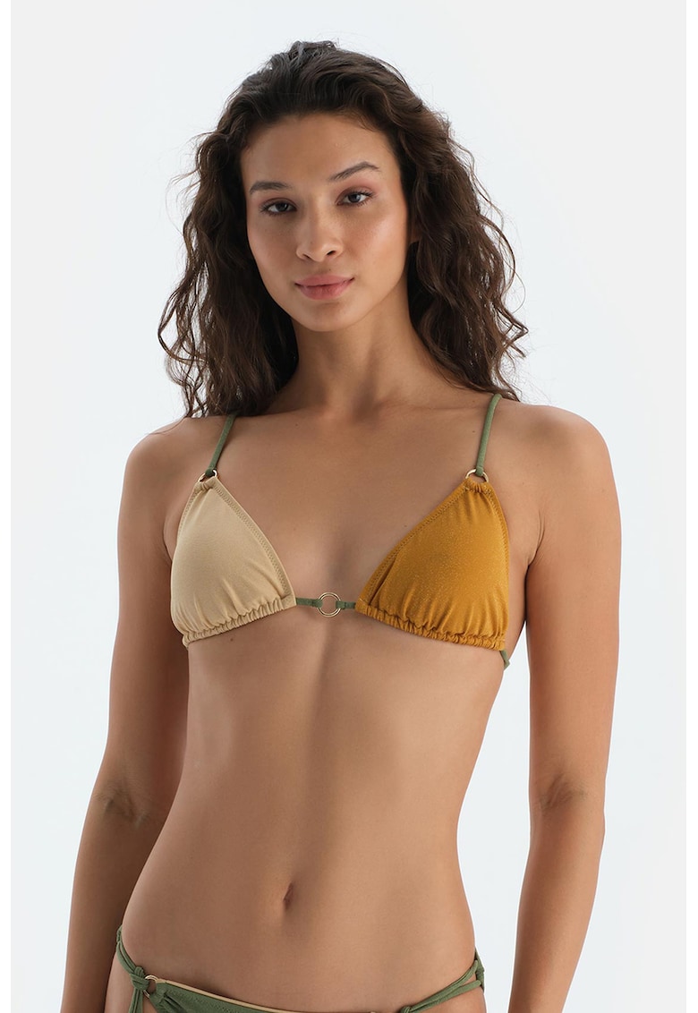 Sutien de baie cu cupe triunghiulare si bretele inguste