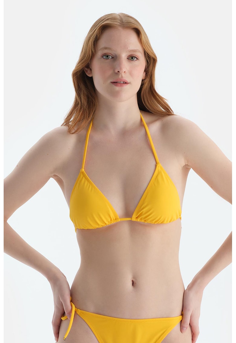 Sutien de baie cu cupe triunghiulare si burete