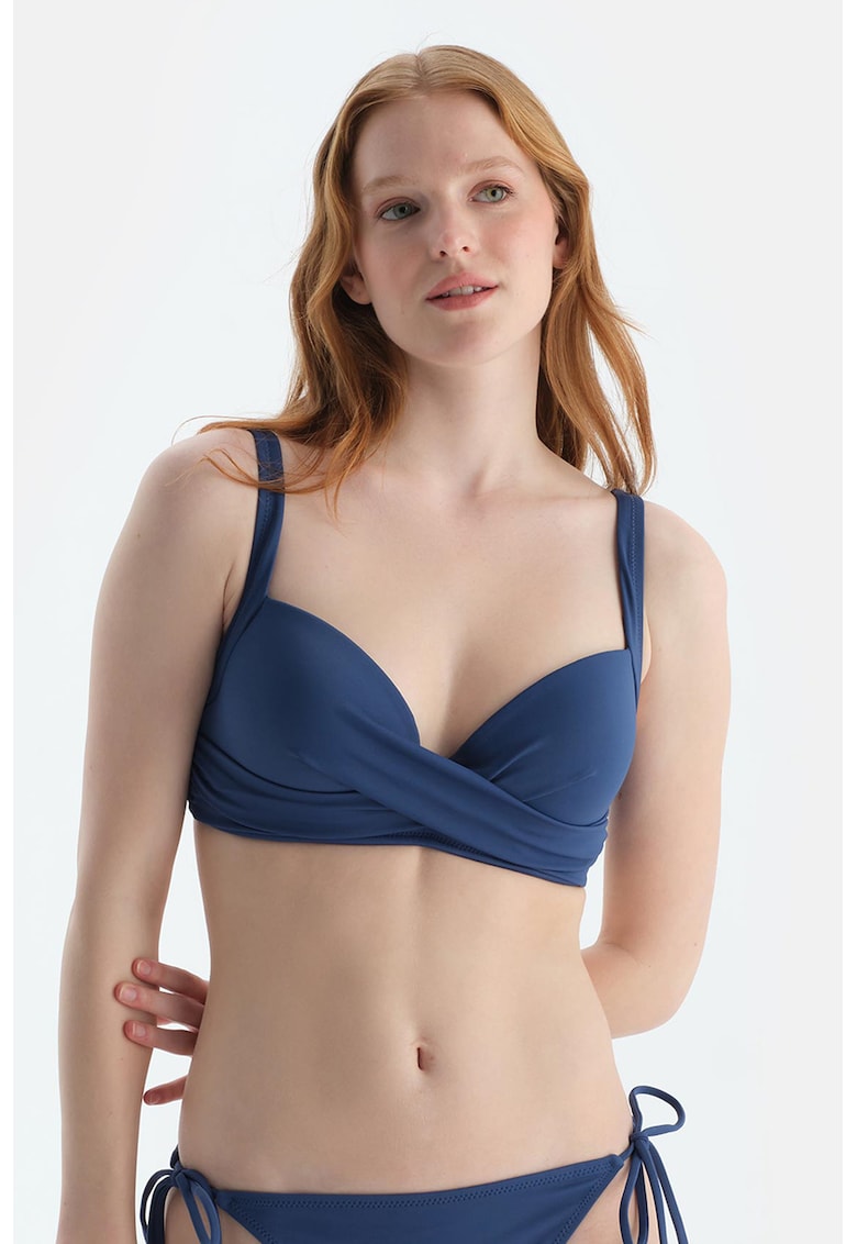 Sutien de baie cu burete si nod frontal