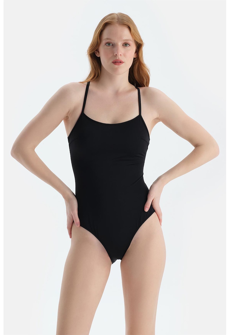 Costum de baie intreg