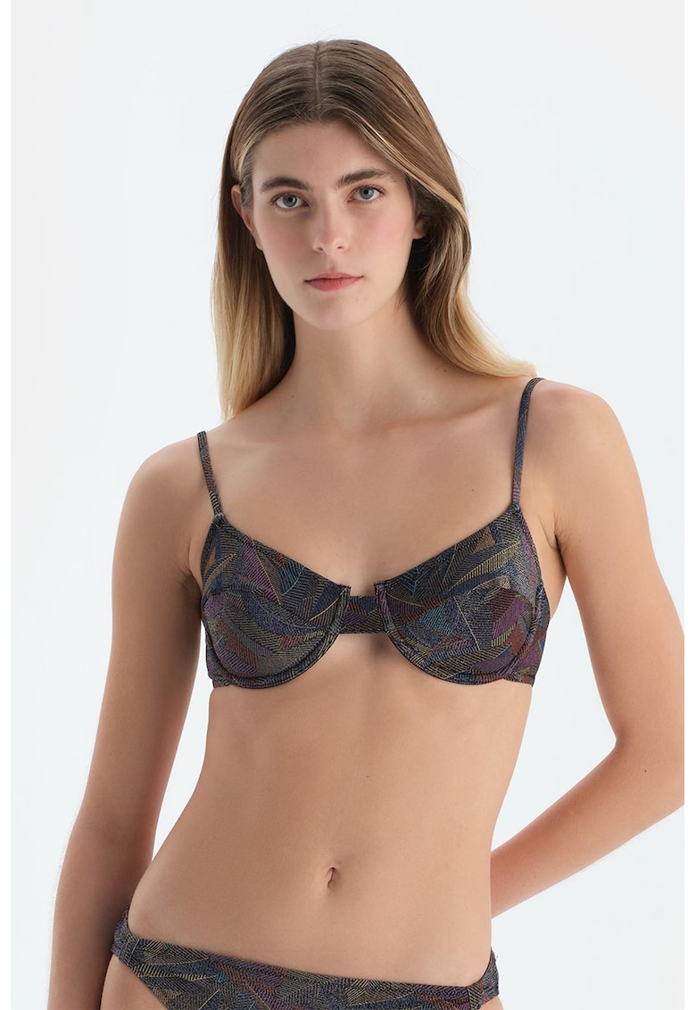 Sutien de baie cu model Sutien de baie cu model