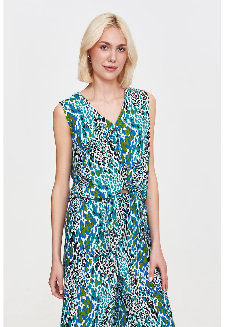 Top cu model si decolteu in V