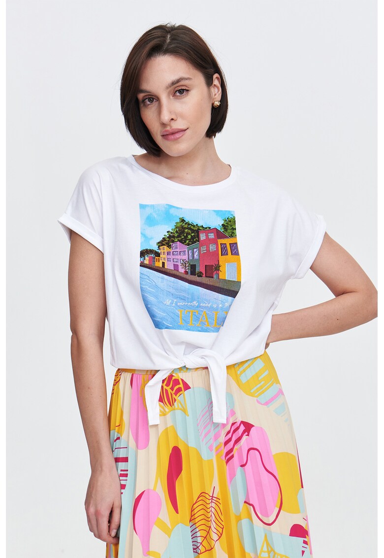 Tricou cu imprimeu grafic si detaliu innodat