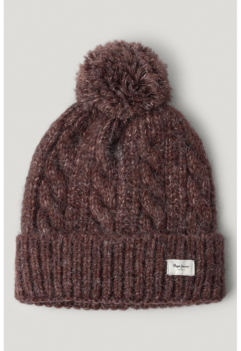 Caciula cu ciucure si design torsade