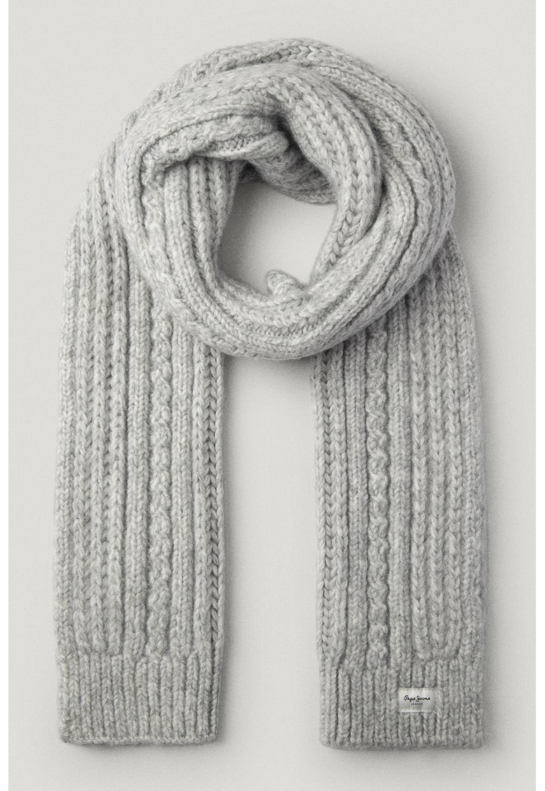 Fular din tricot cu terminatii striate