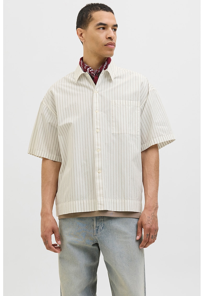 Camasa cu maneci scurte si model in dungi