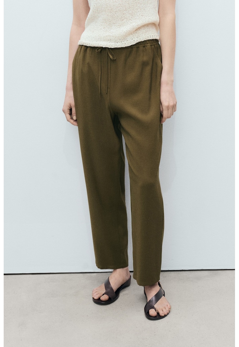 Pantaloni largi cu model uni si snur de ajustare in talie