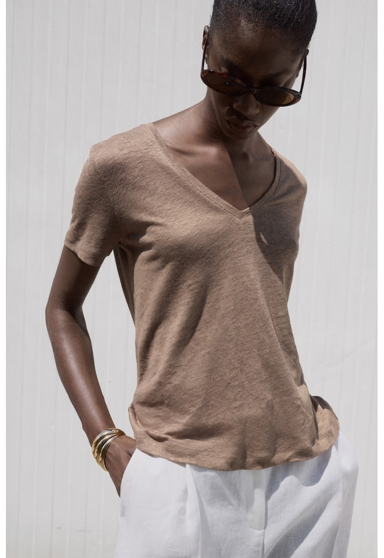 Tricou din in cu decolteu in V