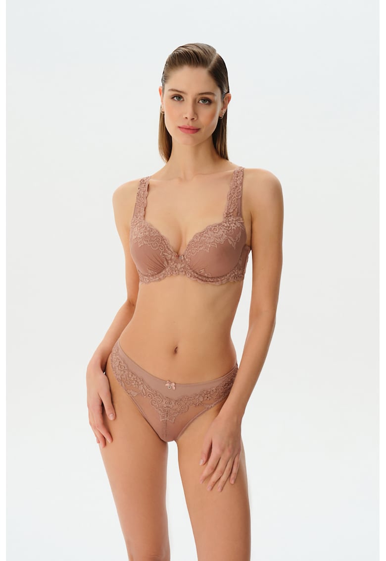 Chiloti tanga cu insertii de dantela