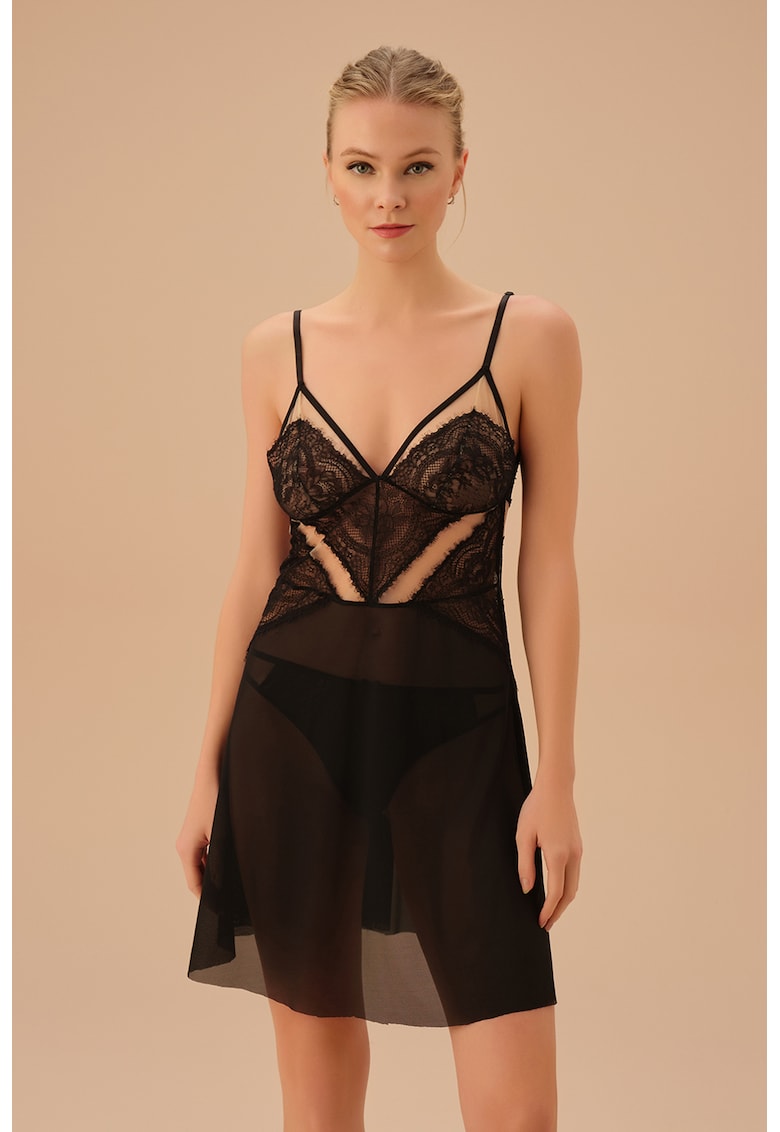 Neglijeu semi-transparent cu segmente de dantela
