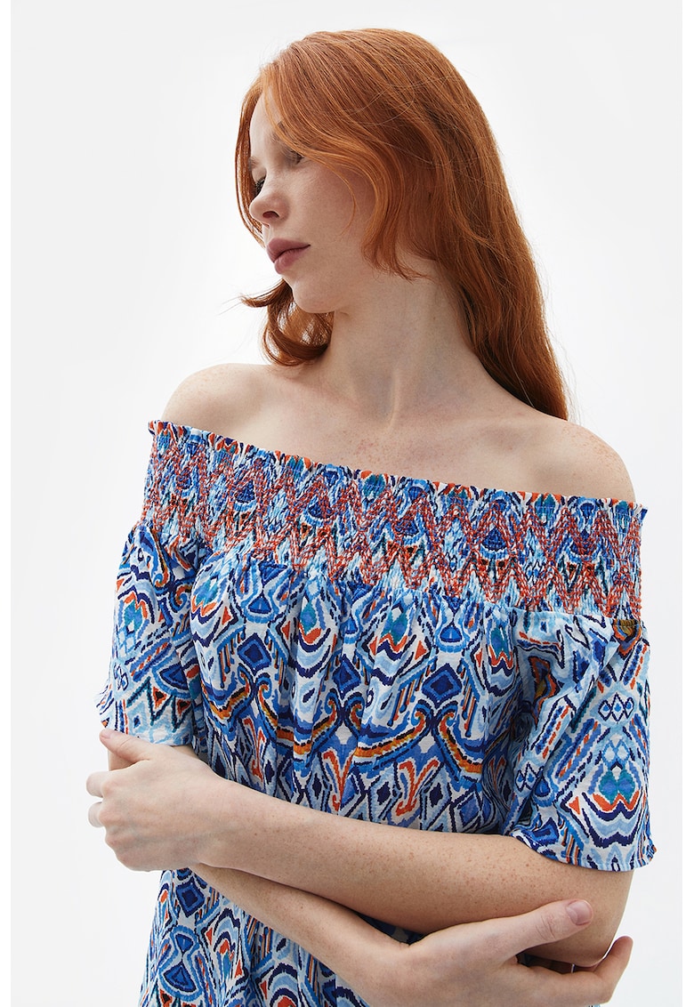 Rochie maxi cu decolteu pe umeri