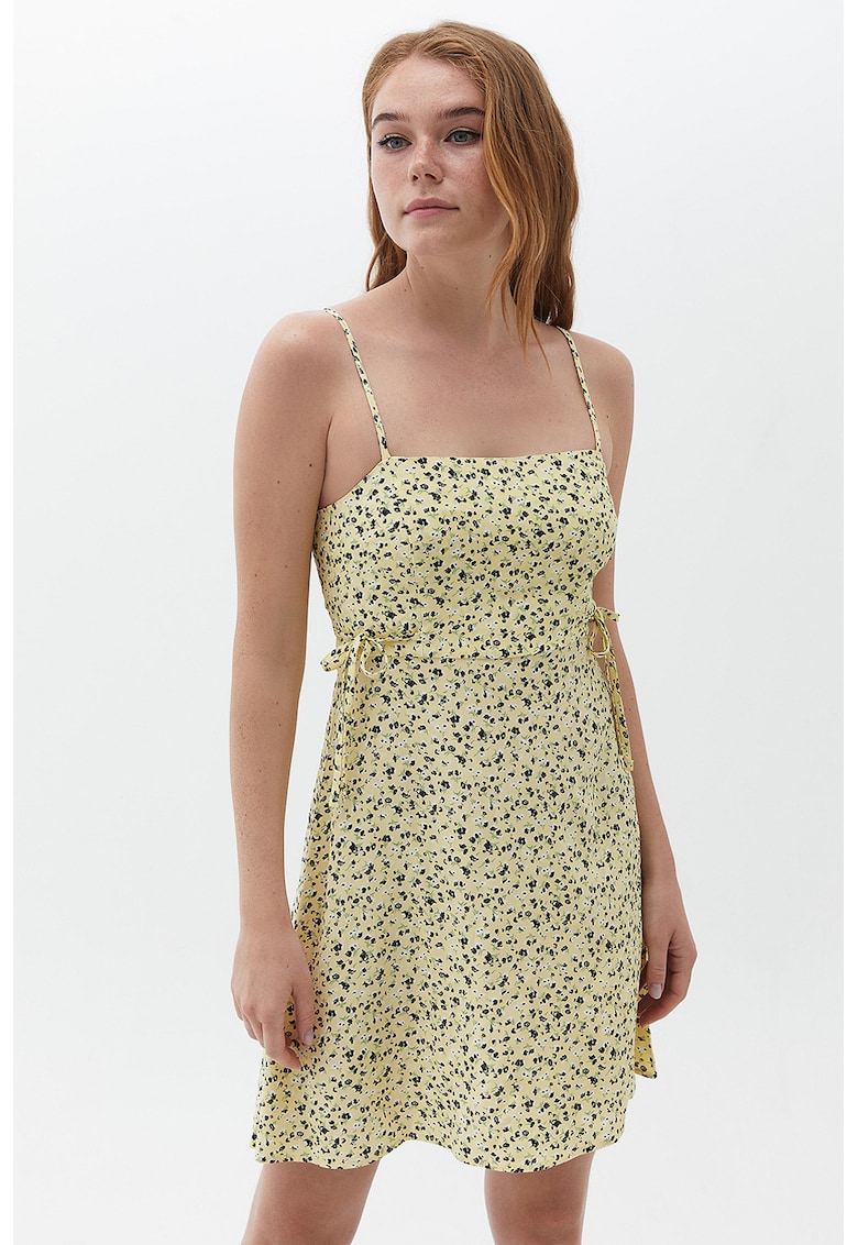 Rochie mini cu model floral si bretele inguste