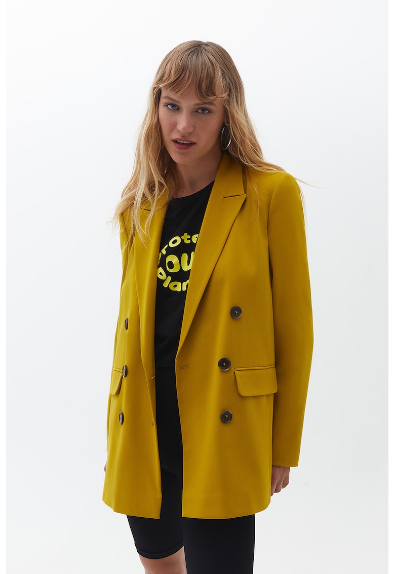 Sacou lejer cu nasturi