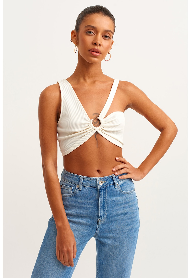 Top crop cu detaliu metalic