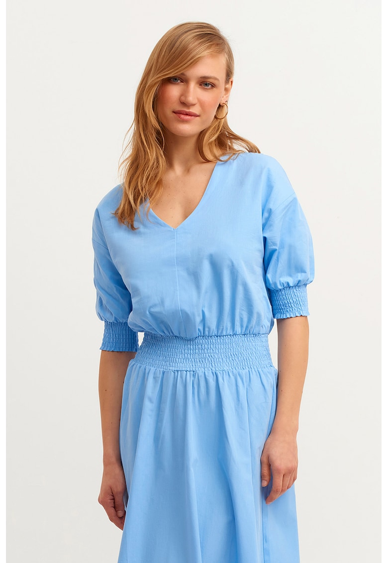 Rochie evazata cu decolteu in V - Albastru lavanda